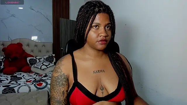 ZahraRose online show from March 16, 2026, 5:39 pm