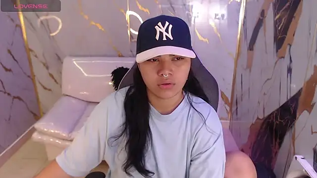 melany rouse18 online show from September 25, 2025, 2:32 pm