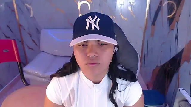 melany rouse18 online show from October 8, 2025, 12:36 pm