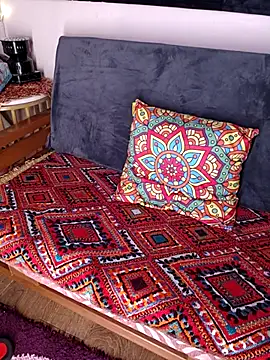 Snapshot of Loly2025 chatting on February 22, 2026, 9:02 pm Loly2025 online show from February 22, 2026, 9:02 pm