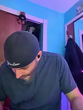 Snapshot of Novabear6996 chatting on January 18, 2026, 6:06 am Novabear6996 online show from January 18, 2026, 6:06 am