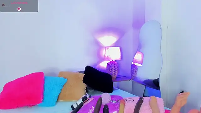 naomy 68 online show from November 26, 2025, 3:07 am