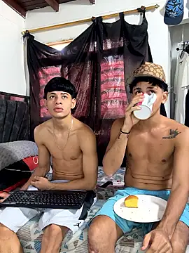 tonypaul13 online show from January 15, 2026, 2:32 pm