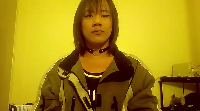 Snapshot of Queenblackx1 chatting on February 16, 2025, 8:22 pm Queenblackx1 online show from February 16, 2025, 8:22 pm