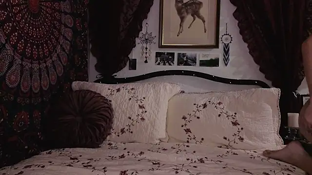 sinfulblonde1 online show from April 18, 2026, 1:20 am