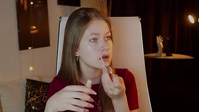 EveMundie online show from March 20, 2026, 9:36 am