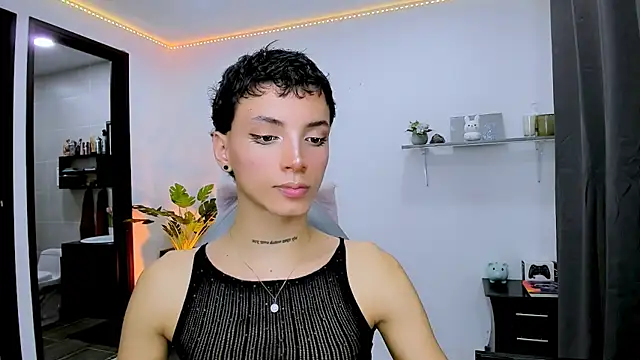 nilam valker online show from September 9, 2025, 10:42 pm