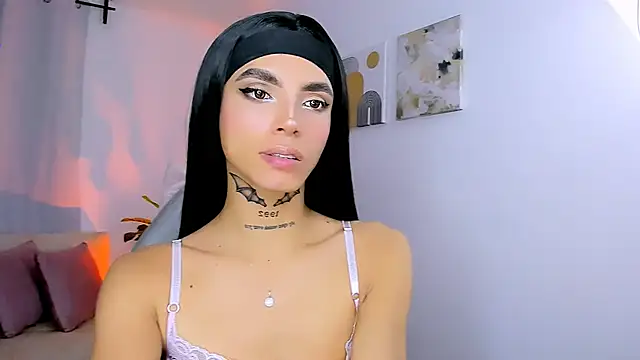 nilam valker online show from March 10, 2026, 1:10 am