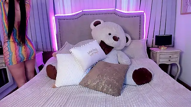 Ivanna West online show from March 6, 2025, 11:36 am