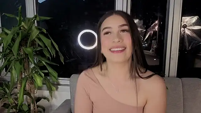 Ivanna West online show from September 23, 2025, 10:29 am