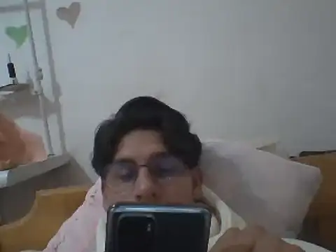 Snapshot of chico_pollaa chatting on March 1, 2025, 12:17 am chico pollaa online show from March 1, 2025, 12:17 am