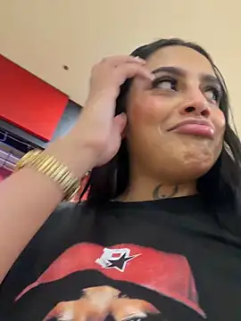 Emily sharlot online show from April 23, 2026, 9:06 pm