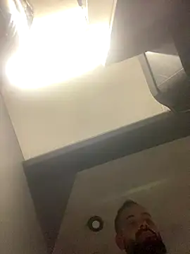 Snapshot of guccititi chatting on October 24, 2025, 6:43 am guccititi online show from October 24, 2025, 6:43 am