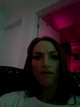 Snapshot of guccititi chatting on October 31, 2025, 10:16 am guccititi online show from October 31, 2025, 10:16 am