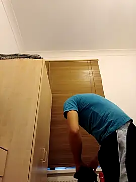 Eusuntnoulgigolo online show from April 14, 2026, 5:30 pm