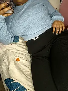 Snapshot of Sassy-soumu chatting on March 1, 2025, 11:37 pm Sassy-soumu online show from March 1, 2025, 11:37 pm