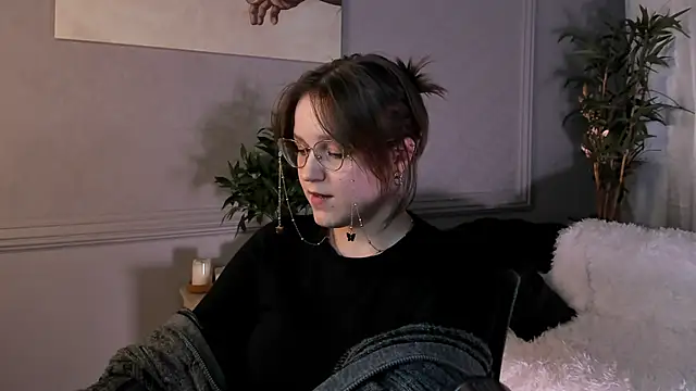 Snapshot of Rada_Woods chatting on March 12, 2025, 11:42 am Rada Woods online show from March 12, 2025, 11:42 am