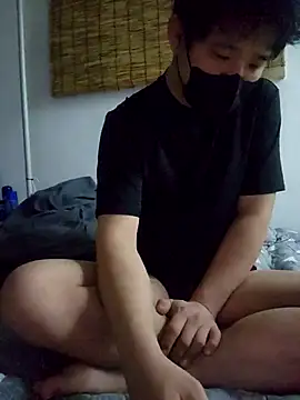 yqaelx online show from March 19, 2025, 6:12 pm