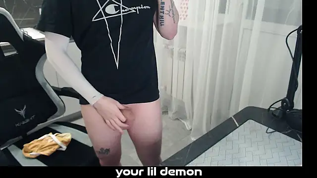 yourlildemon online show from February 21, 2026, 6:31 pm