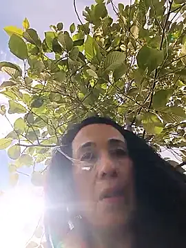 Coeur de luxure online show from May 31, 2026, 1:51 pm