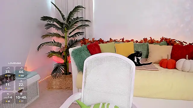 angel claire online show from November 14, 2025, 7:56 pm