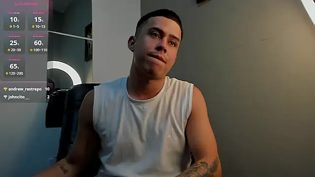 mattiwsmorris  online show from March 25, 2026, 1:50 pm