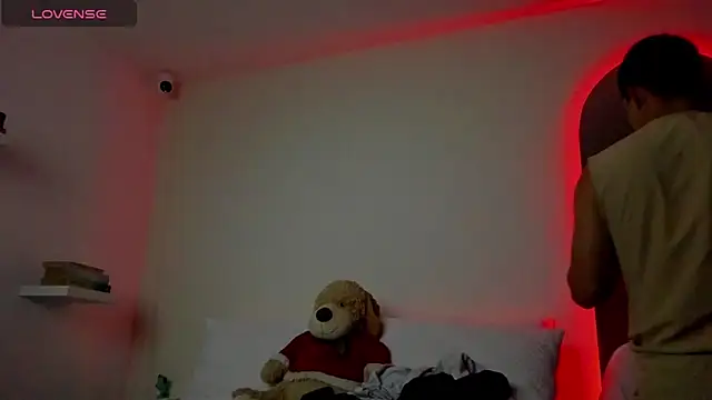 mattiwsmorris  online show from April 13, 2026, 1:49 pm