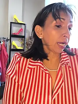 Mrsvictoriaaa online show from May 11, 2026, 8:50 pm
