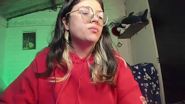 Emily  katz online show from September 22, 2025, 11:40 pm