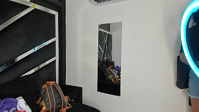 Rubyxht online show from December 21, 2025, 12:34 pm