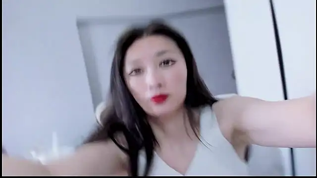 Snapshot of A_dabo chatting on November 1, 2025, 6:48 am A dabo online show from November 1, 2025, 6:48 am