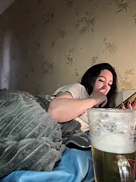 Naughtbaby 2025 online show from November 3, 2025, 2:18 pm