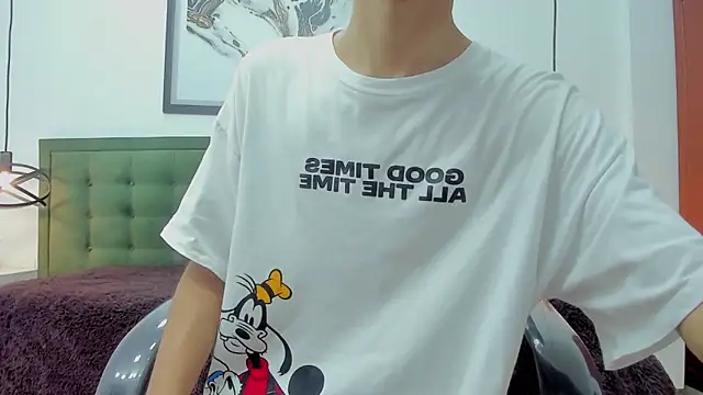 Johann sex online show from October 7, 2025, 5:43 pm