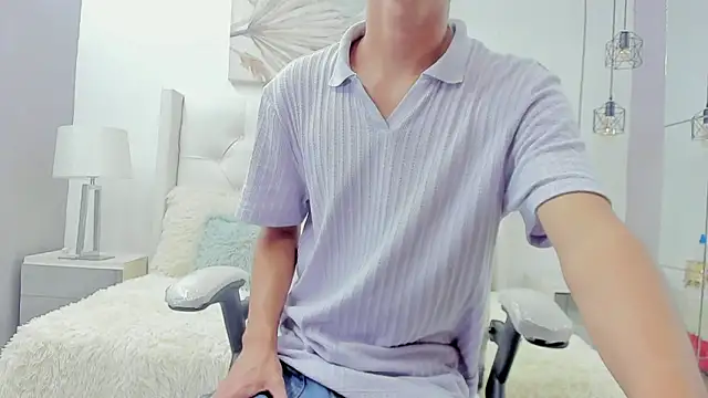 Snapshot of Johann_sex chatting on May 26, 2026, 5:53 pm Johann sex online show from May 26, 2026, 5:53 pm