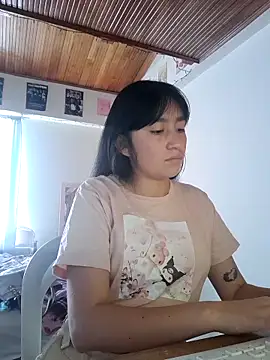 Arielle lov online show from October 25, 2025, 1:29 pm