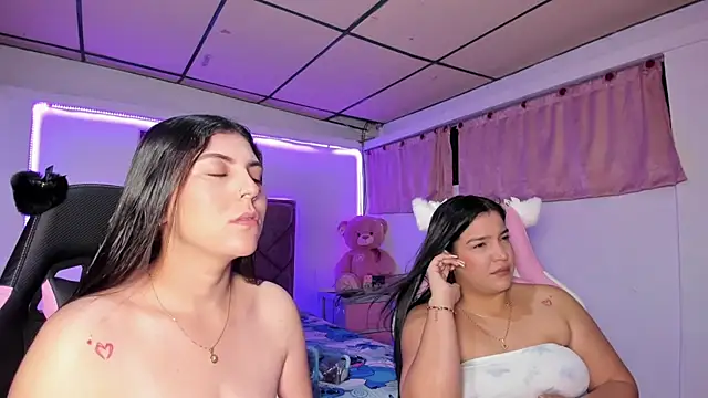 Cristal Smith20 online show from April 17, 2026, 11:02 am