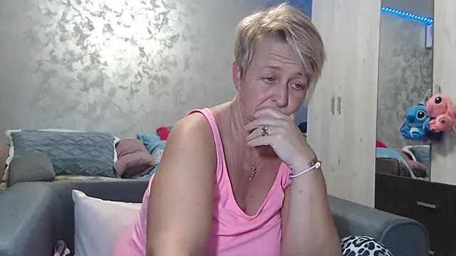 RosesandLillies online show from February 27, 2026, 5:57 pm