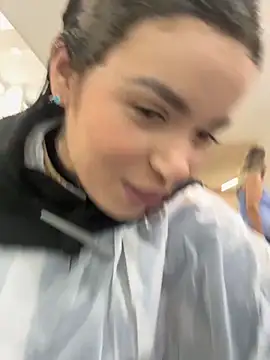 Snapshot of segb chatting on September 9, 2025, 4:28 pm segb online show from September 9, 2025, 4:28 pm