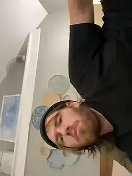 Explosive andyy online show from October 28, 2025, 11:25 am