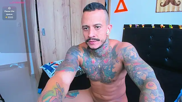 fitnolan online show from November 8, 2025, 7:23 pm