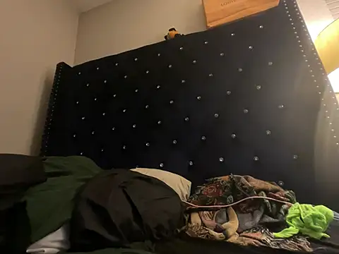 celestefantasea online show from February 22, 2025, 4:29 am