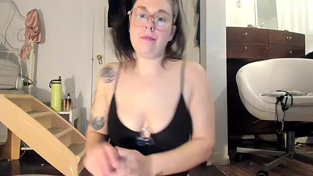 Snapshot of Rosiee69_ chatting on February 24, 2025, 3:42 pm Rosiee69 online show from February 24, 2025, 3:42 pm