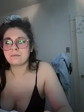 Snapshot of Rosiee69_ chatting on March 6, 2025, 3:56 pm Rosiee69 online show from March 6, 2025, 3:56 pm