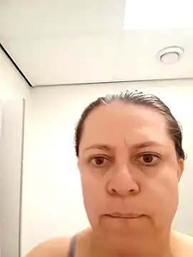 Snapshot of Conejta chatting on March 18, 2025, 12:03 pm Conejta online show from March 18, 2025, 12:03 pm