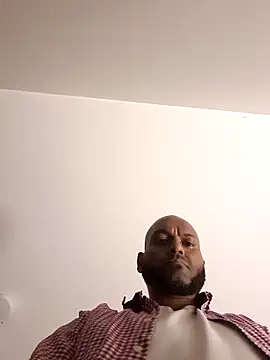 Snapshot of Mrnutella chatting on February 19, 2025, 5:27 am Mrnutella online show from February 19, 2025, 5:27 am