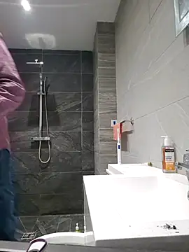 Snapshot of Mrnutella chatting on March 6, 2025, 12:54 am Mrnutella online show from March 6, 2025, 12:54 am