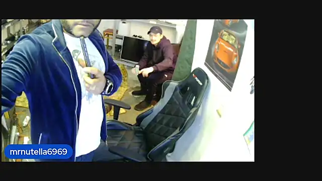 Snapshot of Mrnutella chatting on November 3, 2025, 6:53 pm Mrnutella online show from November 3, 2025, 6:53 pm