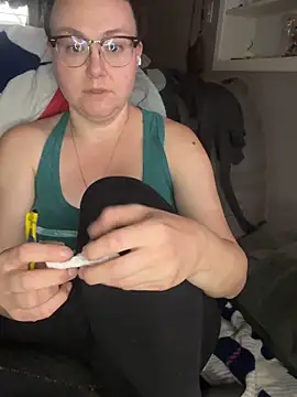 HTXBELLE online show from January 6, 2026, 11:29 pm