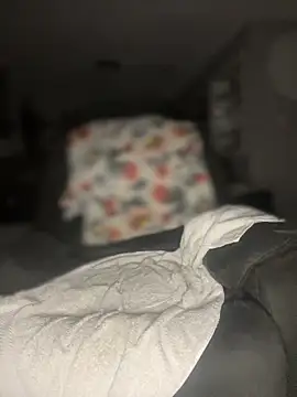 HTXBELLE online show from April 12, 2026, 12:59 am