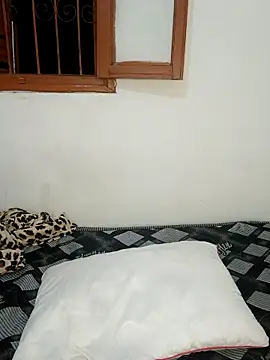 Louli ta online show from September 17, 2025, 8:54 pm